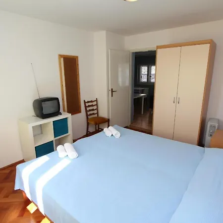 Apartment Maestral